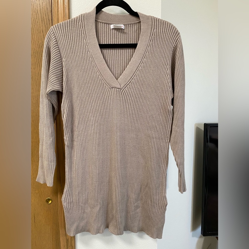 XS Tan Ingrid & Isabel Maternity Sweater
